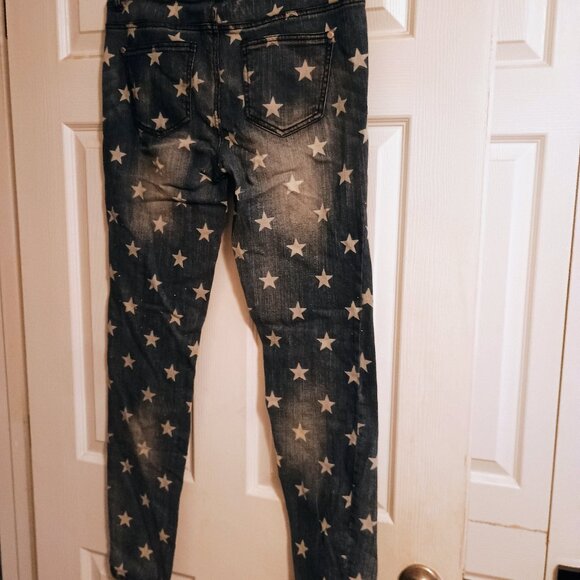Tinseltown Juniors Star jeans, 11, Low Rise, New - Picture 3 of 4